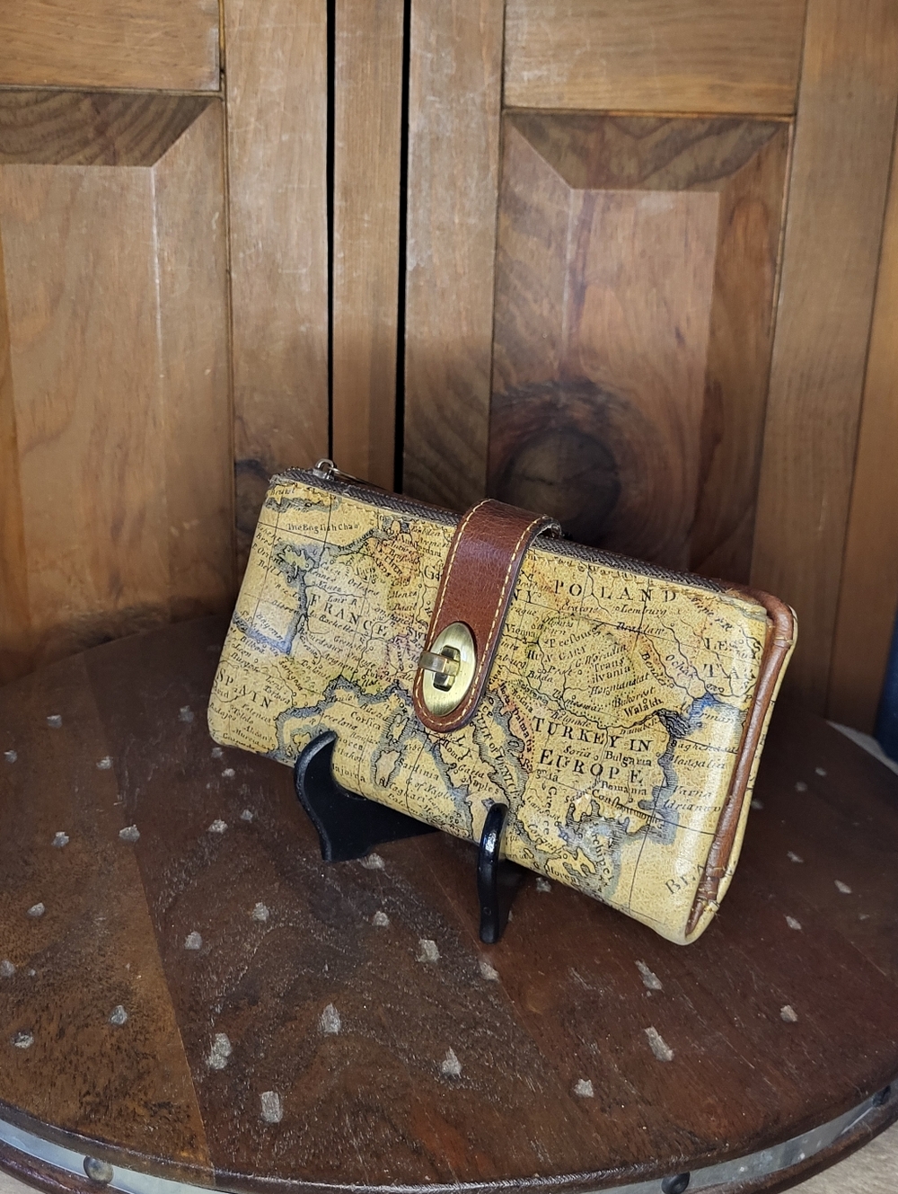 Patricia Nash Leather Wallet  European Map - Picture 7 of 16
